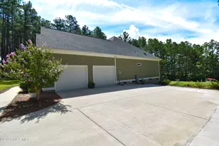 16540 Spillway Dr, Wagram, NC 28396 - Photo 8