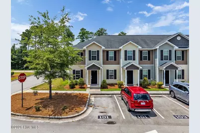 101 W Murrow Lane, Jacksonville, NC 28546 - Photo 2