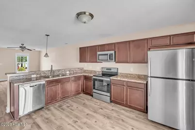 101 W Murrow Lane, Jacksonville, NC 28546 - Photo 12