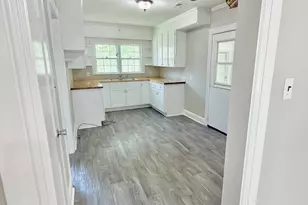 403 Wilson Ave, Kinston, NC 28501 - Photo 28