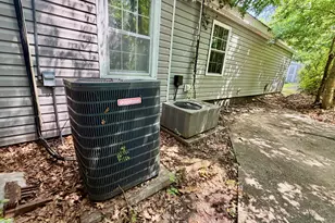 403 Wilson Ave, Kinston, NC 28501 - Photo 12