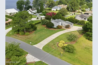 205 Austin Point Drive, Washington, NC 27889 - Photo 4