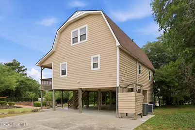 136 Sea Dunes Drive, Emerald Isle, NC 28594 - Photo 2