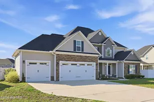 2950 Cragburn Pl, Fayetteville, NC 28306 - Photo 1