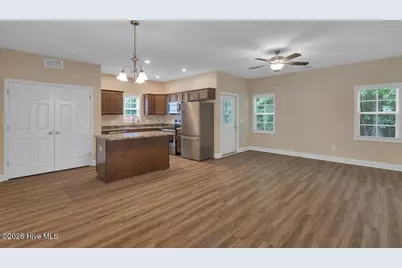 148 Broadleaf Drive, Jacksonville, NC 28546 - Photo 4