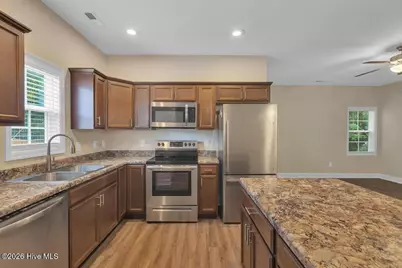 148 Broadleaf Drive, Jacksonville, NC 28546 - Photo 8