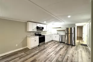 198 Trout St, Holly Ridge, NC 28445 - Photo 6