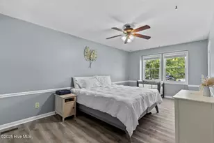 210 E Willowood Ln, Jacksonville, NC 28546 - Photo 10