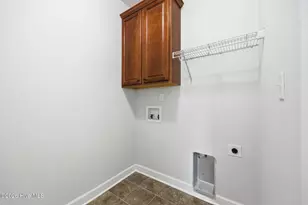102 E Lake Dr, Goldsboro, NC 27534 - Photo 16