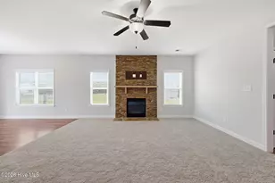 102 E Lake Dr, Goldsboro, NC 27534 - Photo 12