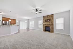 102 E Lake Dr, Goldsboro, NC 27534 - Photo 10