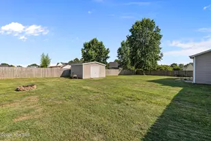 204 Planters Ridge Dr, Pikeville, NC 27863 - Photo 26