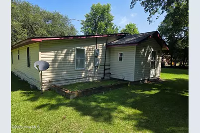 2612 Lowe Road, Lumberton, NC 28360 - Photo 2