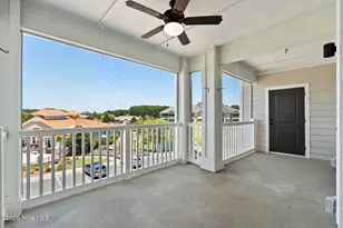 395 S Crow Creek Dr, Calabash, NC 28467 - Photo 14