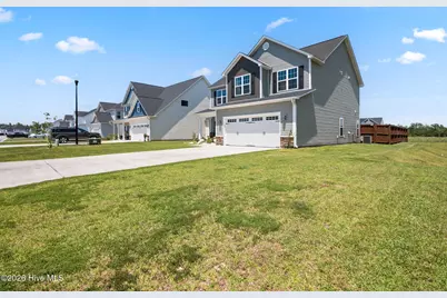 1818 Olde Towne Pointe Boulevard, Jacksonville, NC 28546 - Photo 10