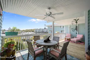 109 Teakwood Dr, Carolina Beach, NC 28428 - Photo 4