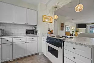 109 Teakwood Dr, Carolina Beach, NC 28428 - Photo 18