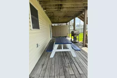 102 W Dobbs Street, Atlantic Beach, NC 28512 - Photo 8