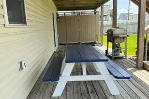102 W Dobbs St, Atlantic Beach, NC 28512 - Photo 8