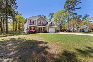 229 Egret Point Dr, Sneads Ferry, NC 28460 - Photo 2