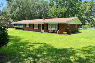 508 Main St, Pollocksville, NC 28573 - Photo 2
