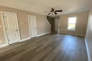 127 W Murrow Ln, Jacksonville, NC 28546 - Photo 4