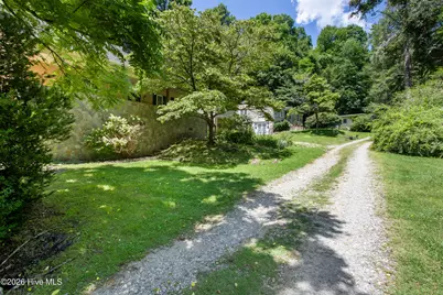 95 Cherokee Avenue, Andrews, NC 28901 - Photo 2