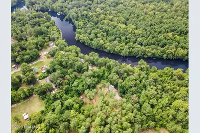 105 Whitestocking Ext, Burgaw, NC 28425 - Photo 2