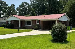 231 Carolina Pines Blvd, New Bern, NC 28560 - Photo 2