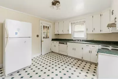 906 Rice Street, Hamlet, NC 28345 - Photo 16