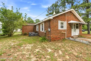 906 Rice St, Hamlet, NC 28345 - Photo 4