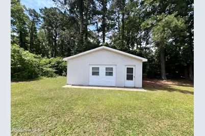 513 Greenfield Boulevard, Greenville, NC 27834 - Photo 24
