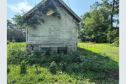 105 2nd Street, Laurinburg, NC 28352 - Photo 4