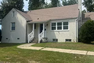 609 E 11th St, Greenville, NC 27858 - Photo 1