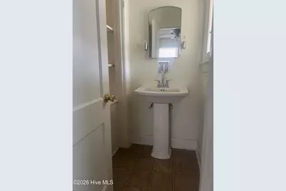 609 E 11th Street, Greenville, NC 27858 - Photo 20