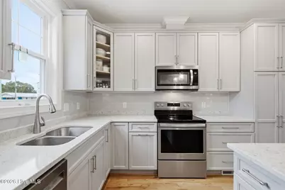 205 Tennessee Avenue, Carolina Beach, NC 28428 - Photo 10