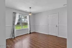 103 Carriage Hills Ct, Richlands, NC 28574 - Photo 6