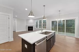 1016 Doe Pl, Wilmington, NC 28409 - Photo 4