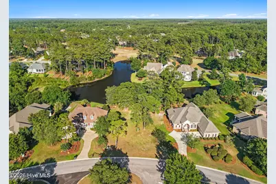 565 Gladstone Circle SW, Ocean Isle Beach, NC 28469 - Photo 2