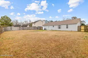 152 Settlers Cir, Jacksonville, NC 28546 - Photo 32