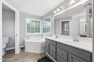 129 Magnolia Gardens Dr, Jacksonville, NC 28540 - Photo 24