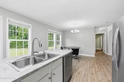 129 Magnolia Gardens Drive, Jacksonville, NC 28540 - Photo 14