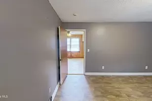 209 Sycamore St, Kenansville, NC 28349 - Photo 4