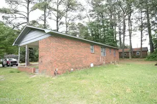 209 Sycamore St, Kenansville, NC 28349 - Photo 26