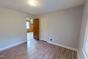 209 Sycamore St, Kenansville, NC 28349 - Photo 12