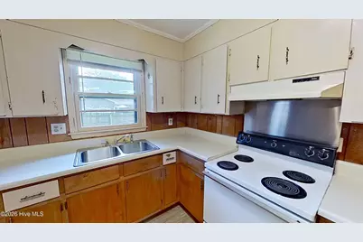 209 Sycamore Street, Kenansville, NC 28349 - Photo 8