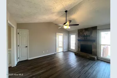 3544 Lubbock Drive, Hope Mills, NC 28348 - Photo 6