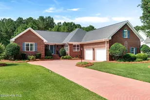 220 Red Fox Run Dr, Wallace, NC 28466 - Photo 2
