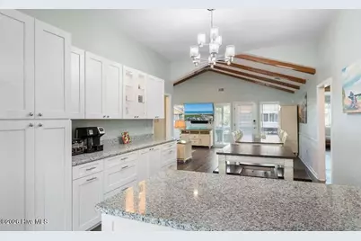 422 32nd Street, Sunset Beach, NC 28468 - Photo 14
