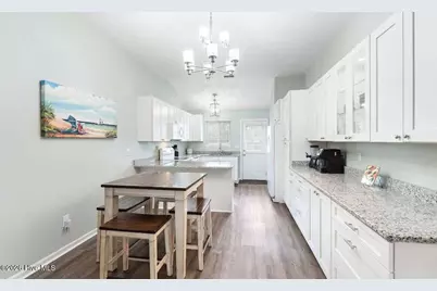 422 32nd Street, Sunset Beach, NC 28468 - Photo 12